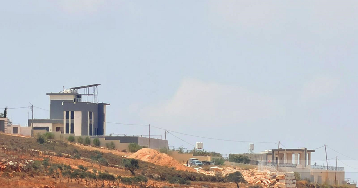 بين جواز السفر والخوف.. فلسطينيون أمريكيون يواجهون اعتداءات المستوطنين